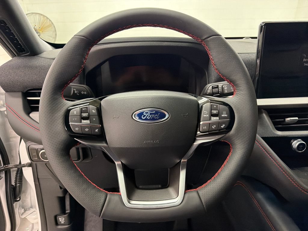 New 2026 Ford Explorer ST-Line w/ ST-Line Street Pack RWD image 17