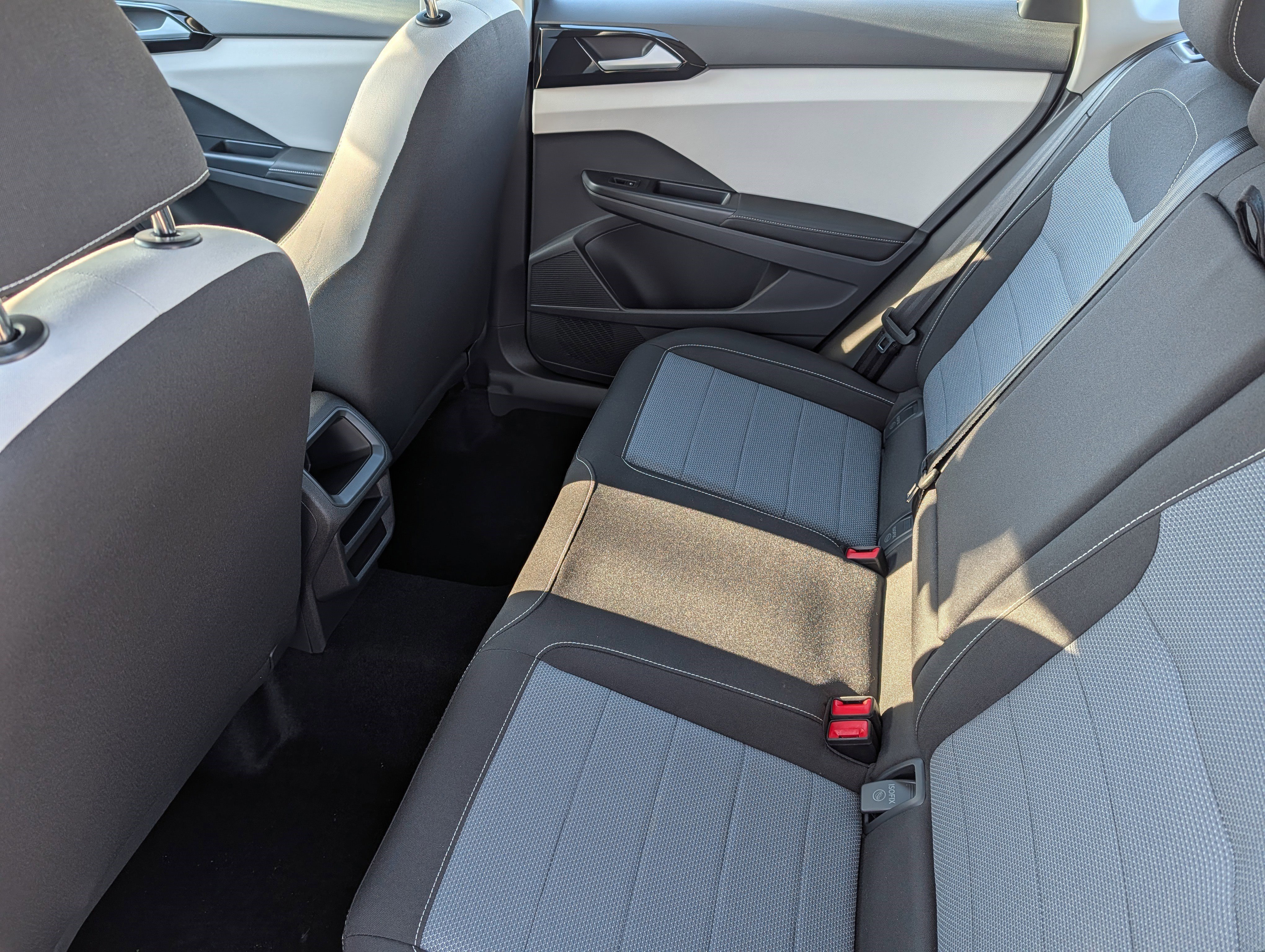 New 2026 Volkswagen Taos S image 8