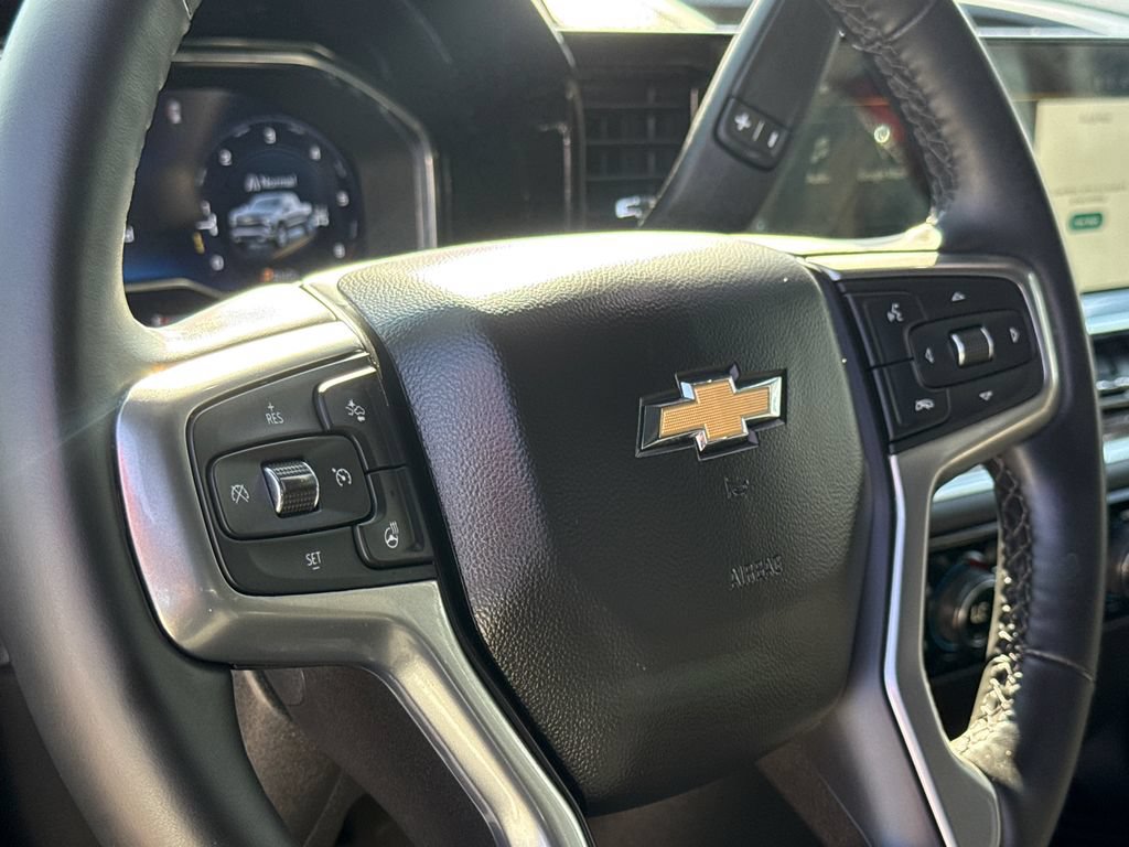 Used 2024 Chevrolet Silverado 1500 LT AWD/4WD image 29