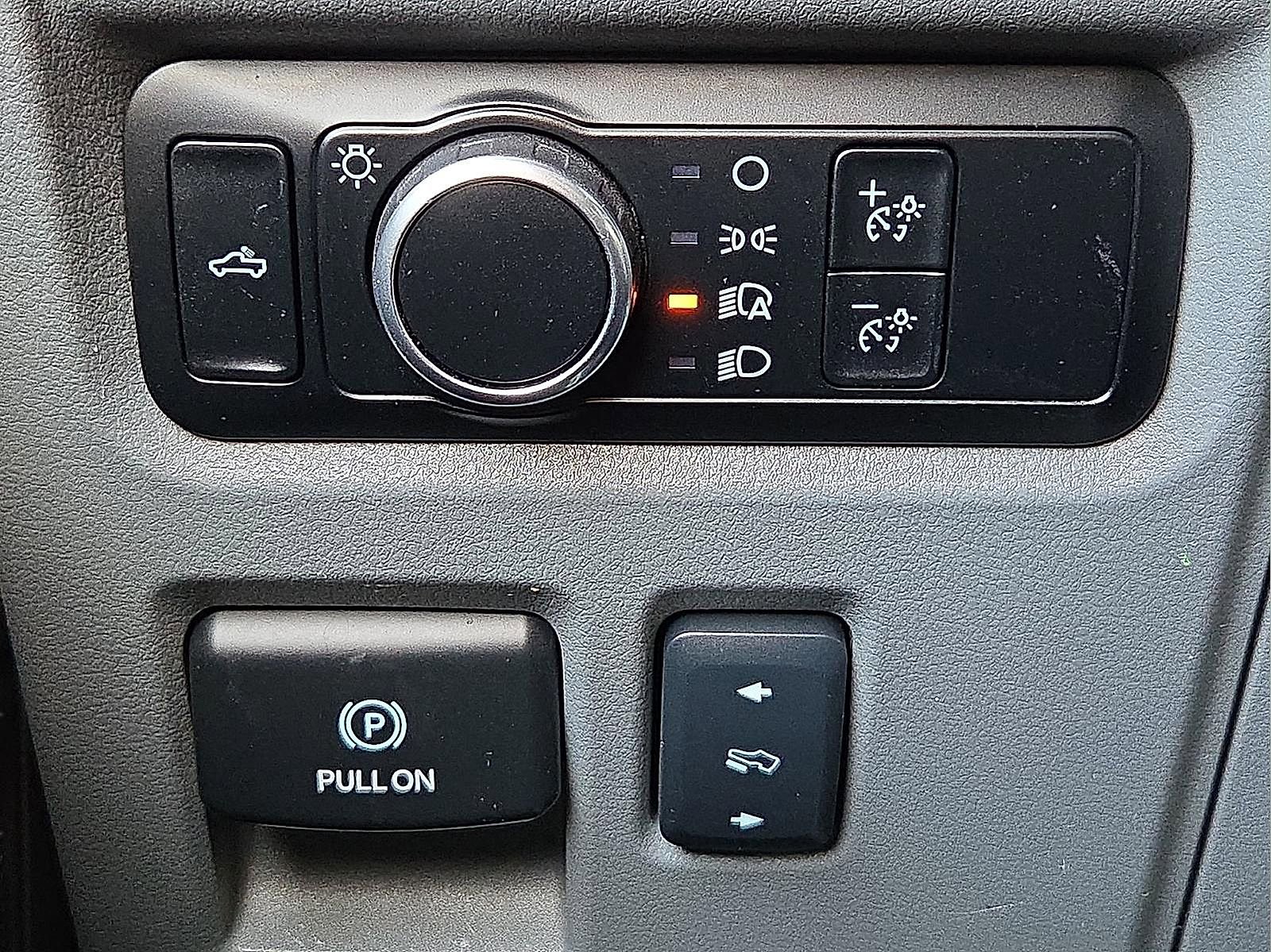 Used 2024 Ford F150 Lightning XLT AWD/4WD image 19
