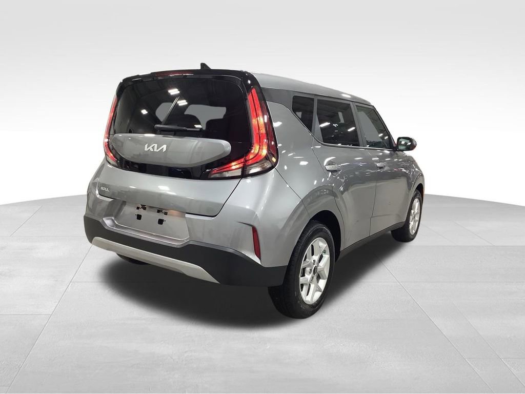 Certified 2025 Kia Soul LX w/ LX Technology Package image 27