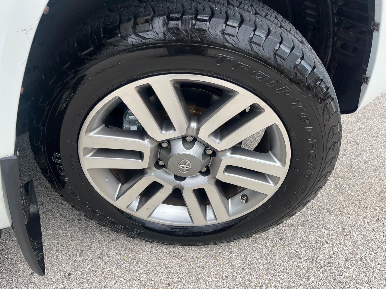 Used 2013 Toyota 4Runner Limited AWD/4WD image 51