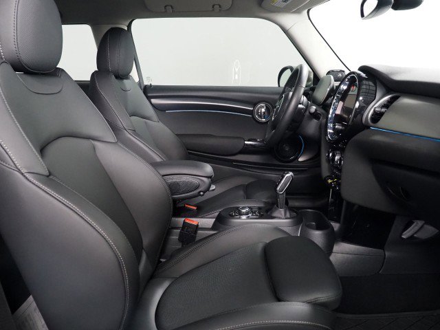 Used 2024 MINI Cooper SE image 15