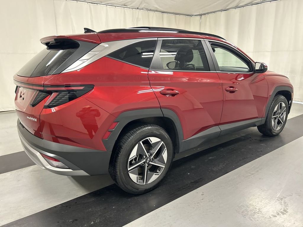 Used 2025 Hyundai Tucson SEL image 2