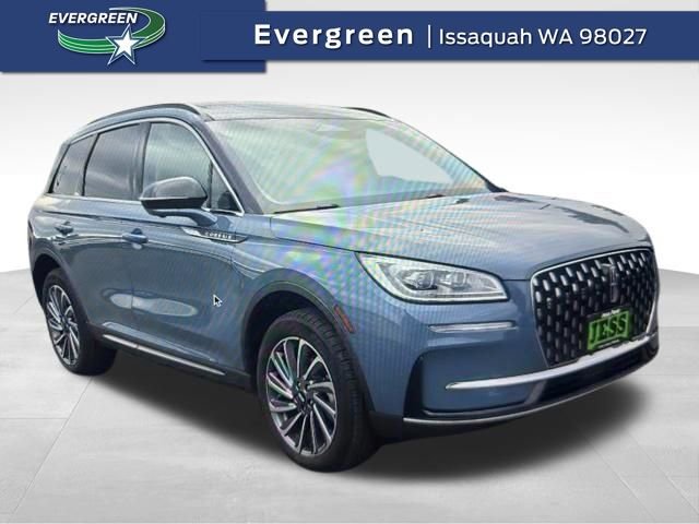 Used 2025 Lincoln Corsair Reserve w/ Equipment Group 202A AWD/4WD video 1