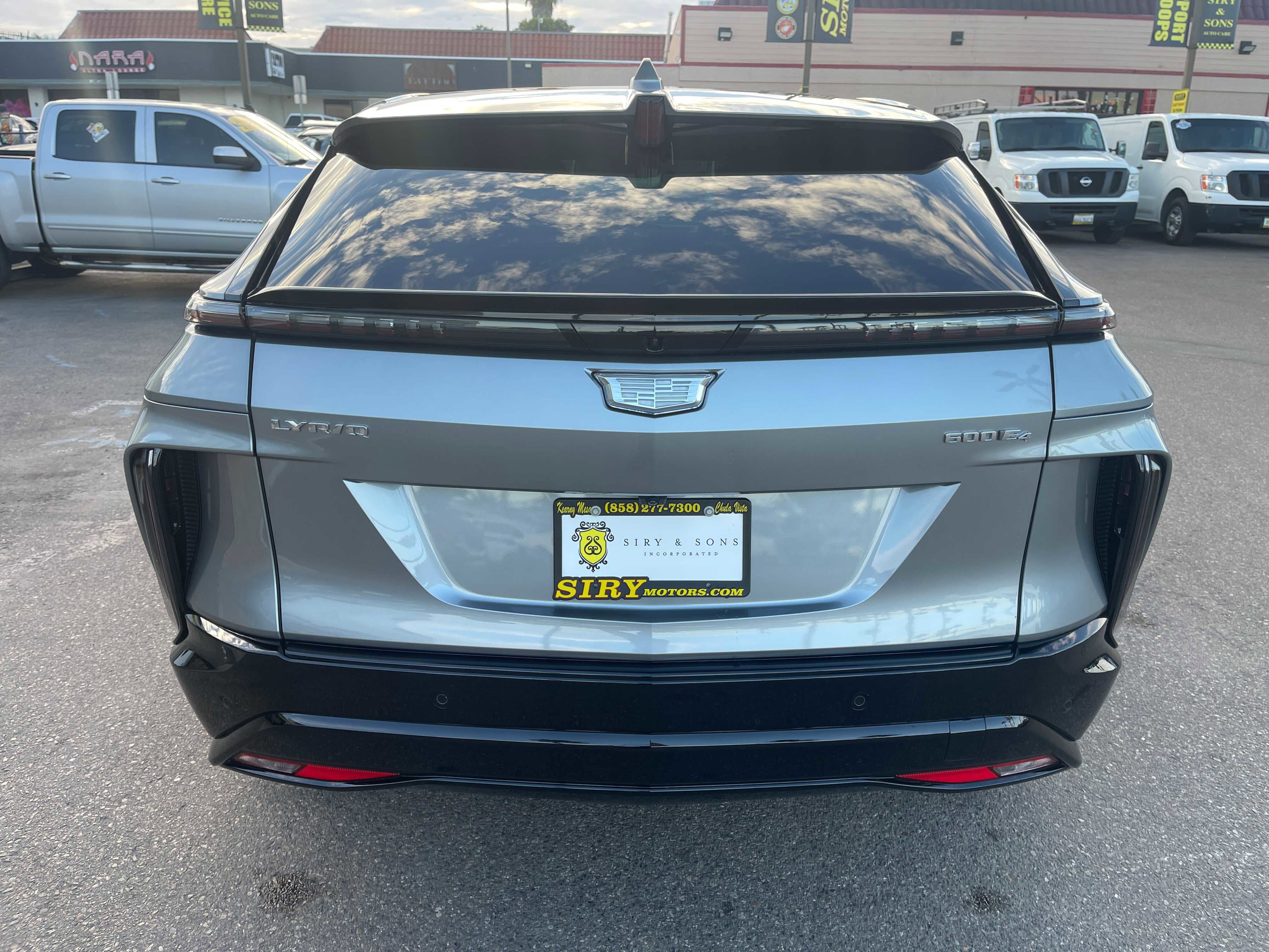 Used 2024 Cadillac Lyriq Sport image 4