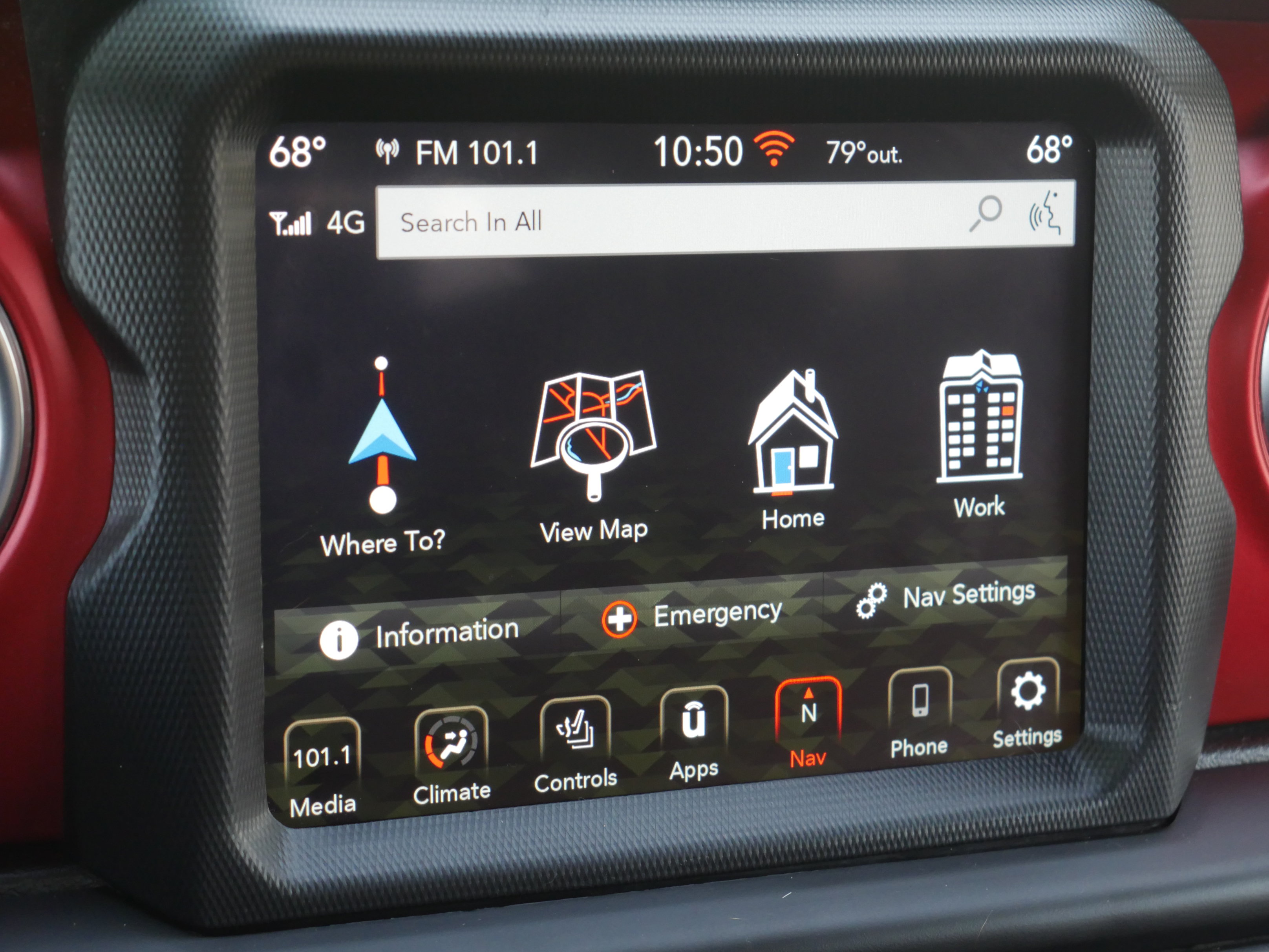 Used 2022 Jeep Gladiator Rubicon w/ LED Lighting Group AWD/4WD image 11