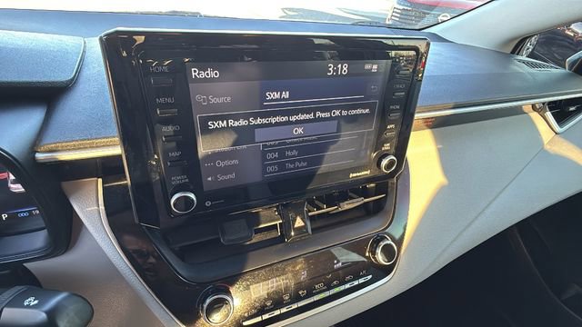 Used 2022 Toyota Corolla LE image 15