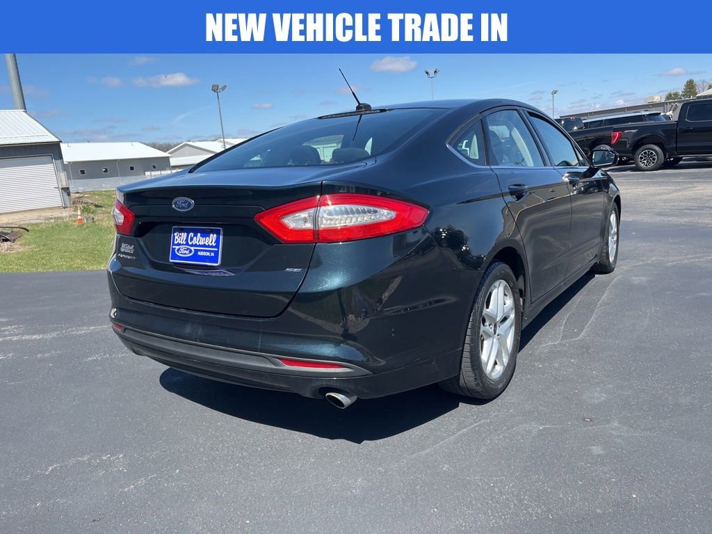 Used 2014 Ford Fusion SE image 4