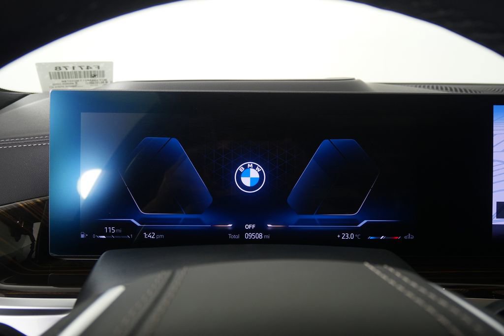 Used 2026 BMW X7 xDrive40i w/ Executive Package AWD/4WD image 21