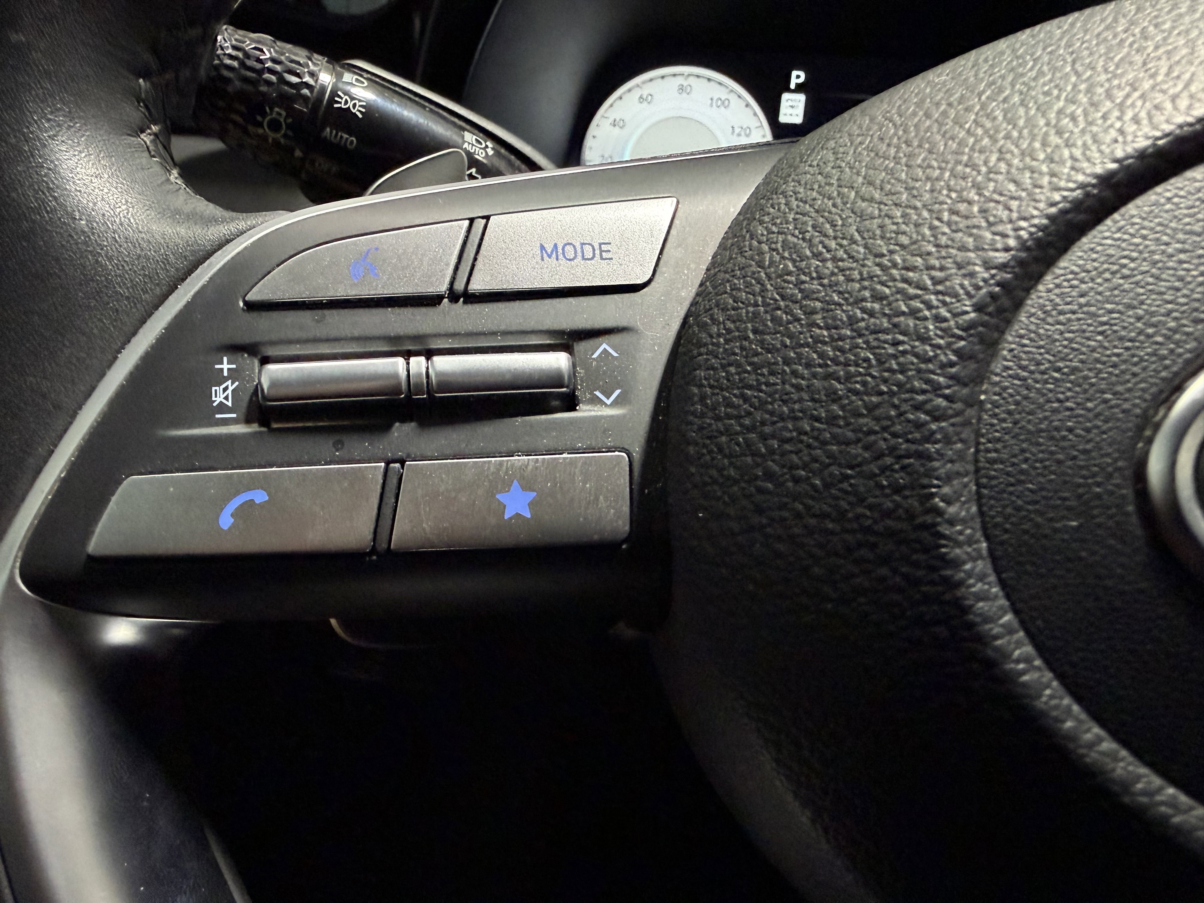 Used 2023 Hyundai Palisade Limited FWD image 16