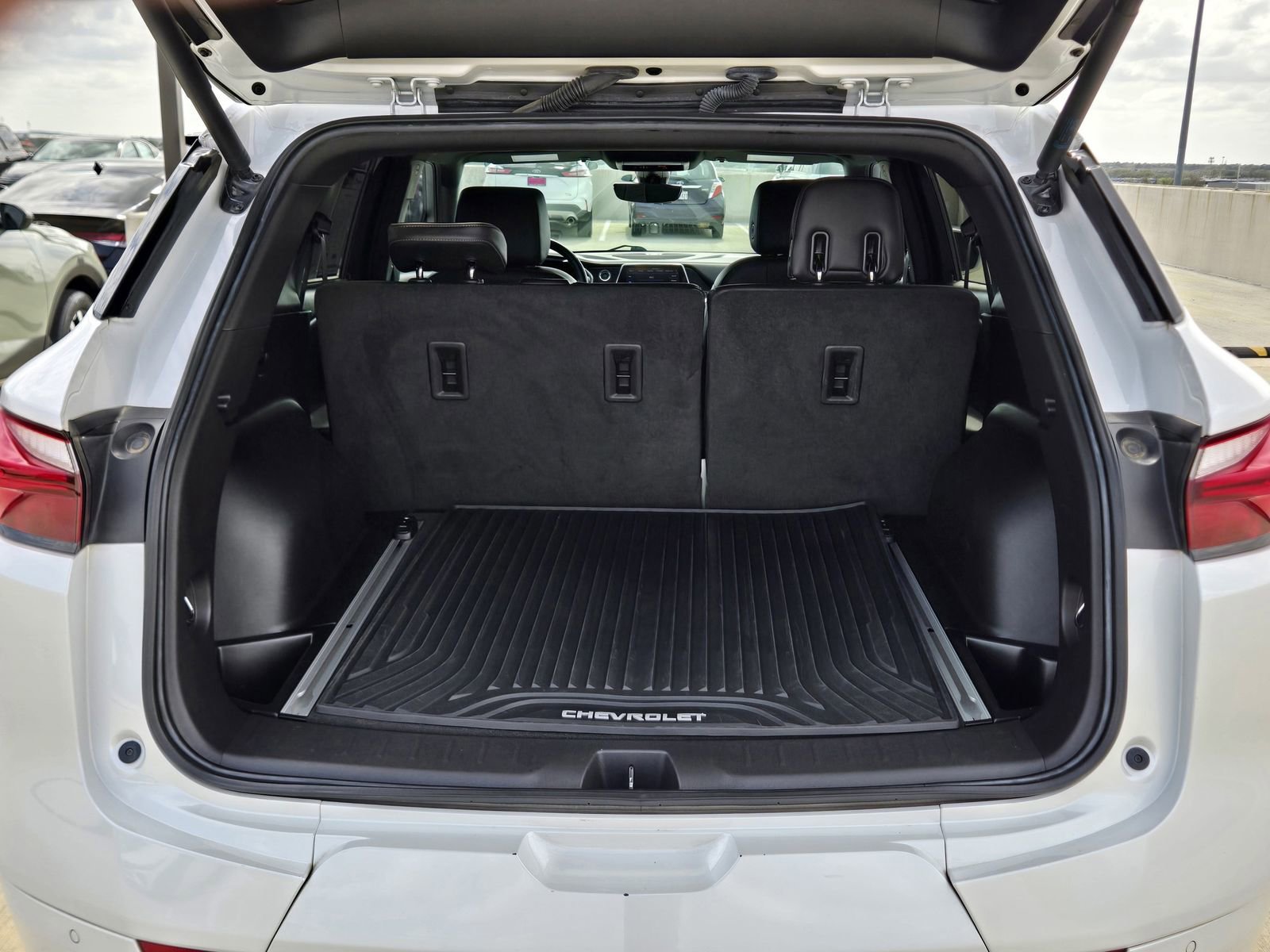 Used 2020 Chevrolet Blazer Premier w/ Driver Confidence II Package image 13