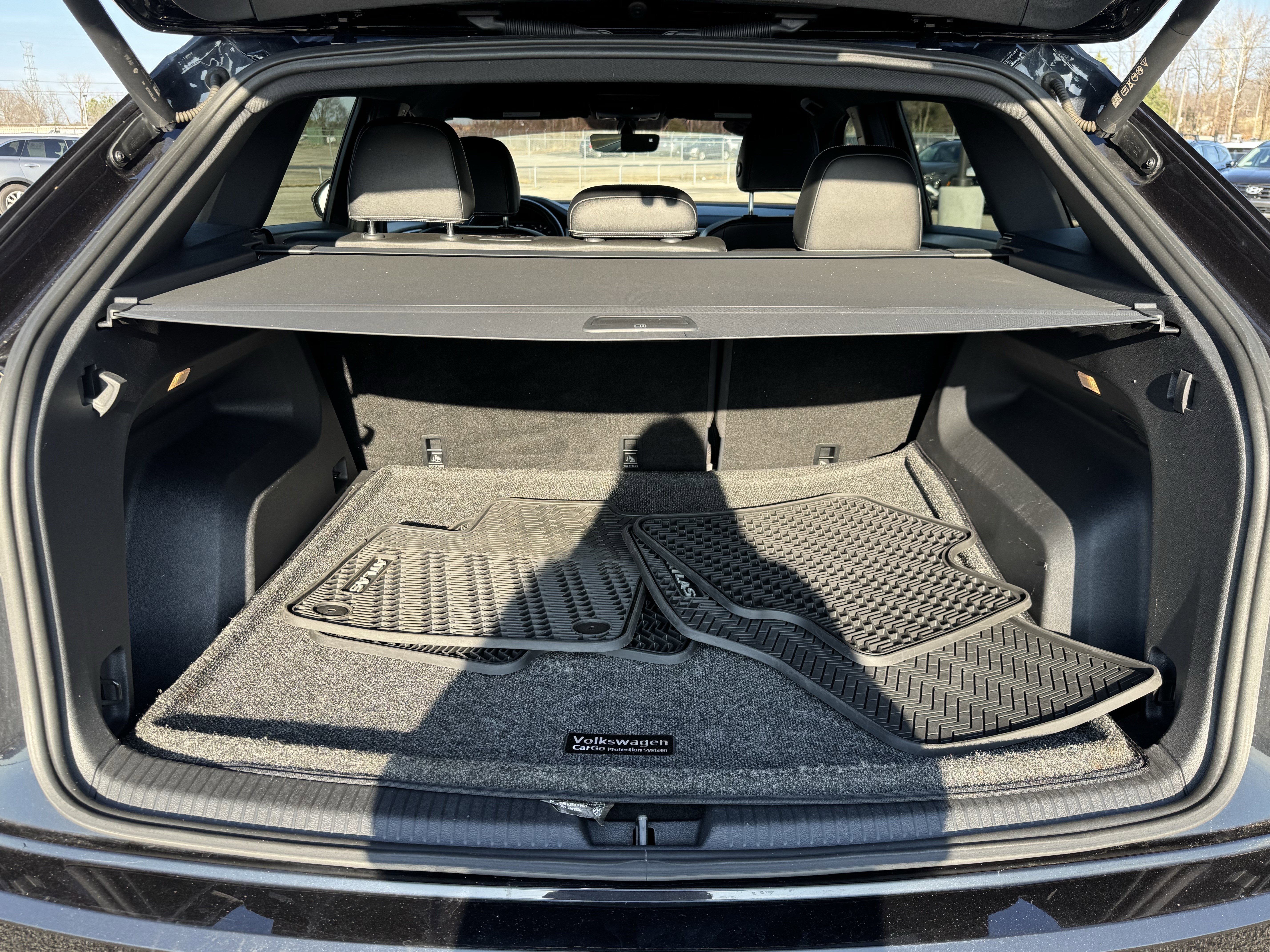Used 2023 Volkswagen Atlas Cross Sport SE image 8