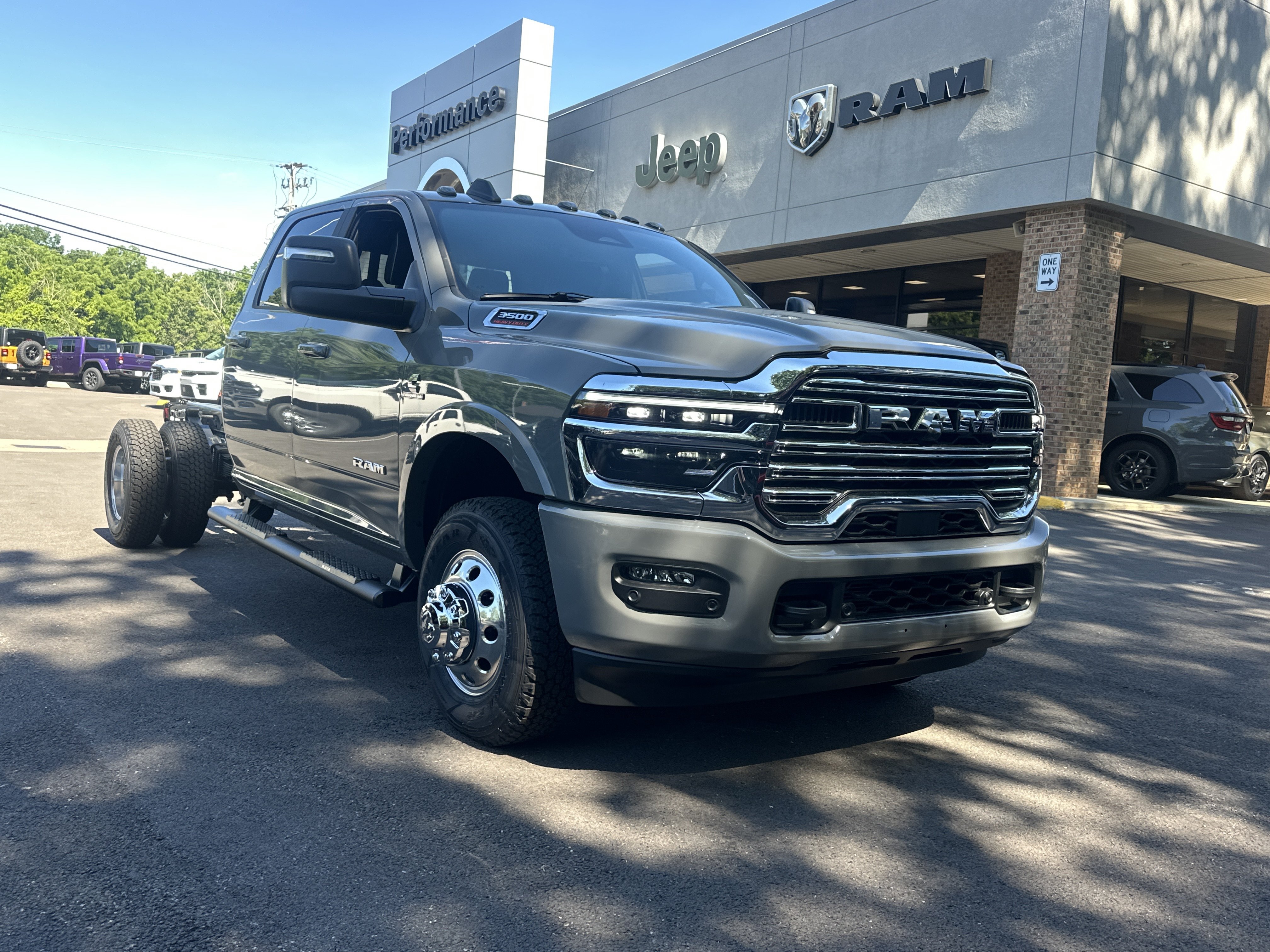 New 2026 RAM 3500 Big Horn w/ Laramie Trim Package AWD/4WD image 21