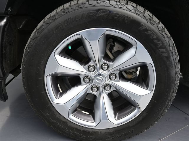 Used 2022 RAM 1500 Limited w/ Body Color Bumper Group AWD/4WD image 25