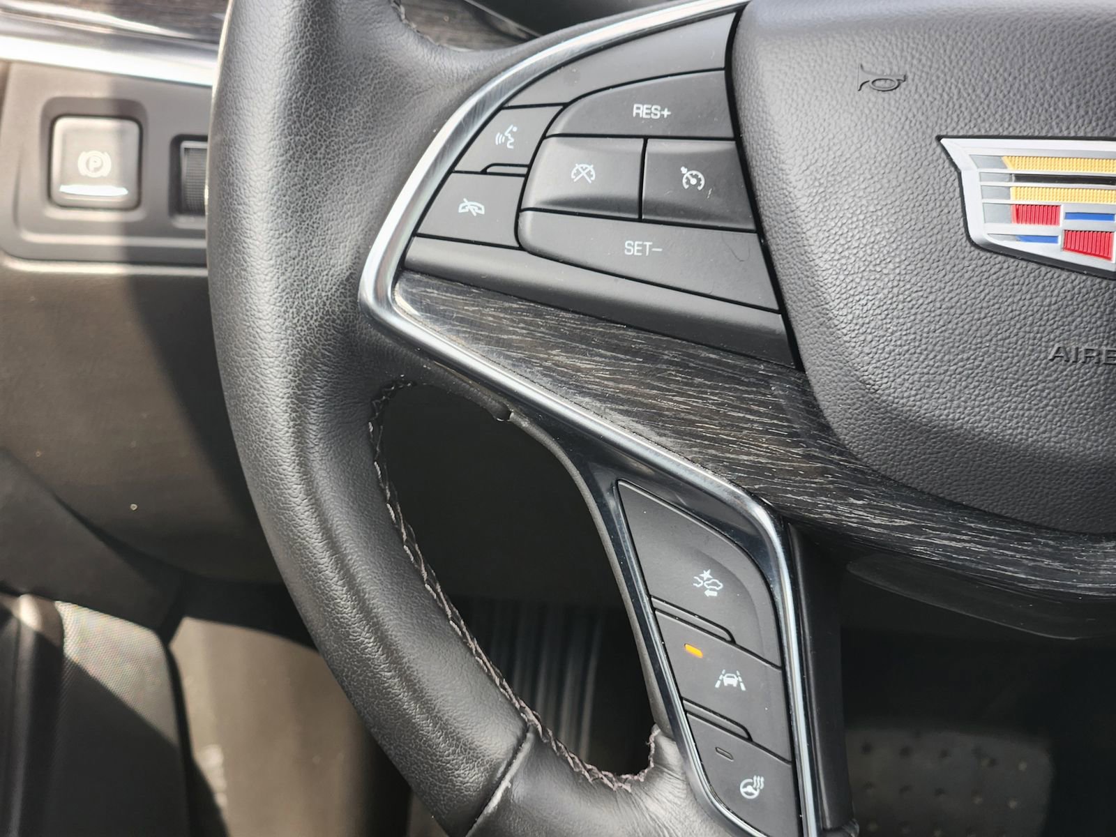 Used 2023 Cadillac XT5 Premium Luxury FWD image 33