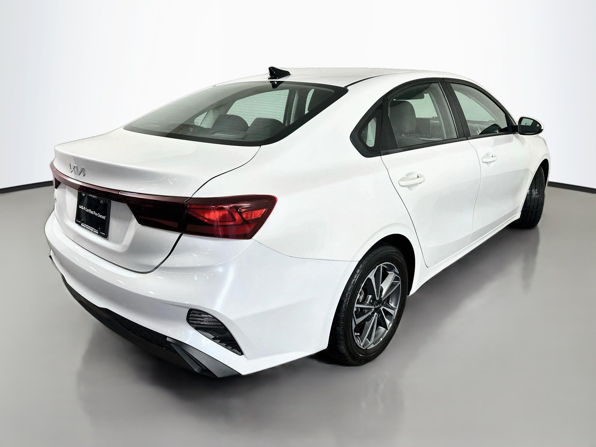Certified 2023 Kia Forte LXS FWD image 7