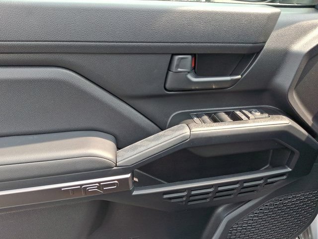 Used 2025 Toyota 4Runner TRD Sport AWD/4WD image 16