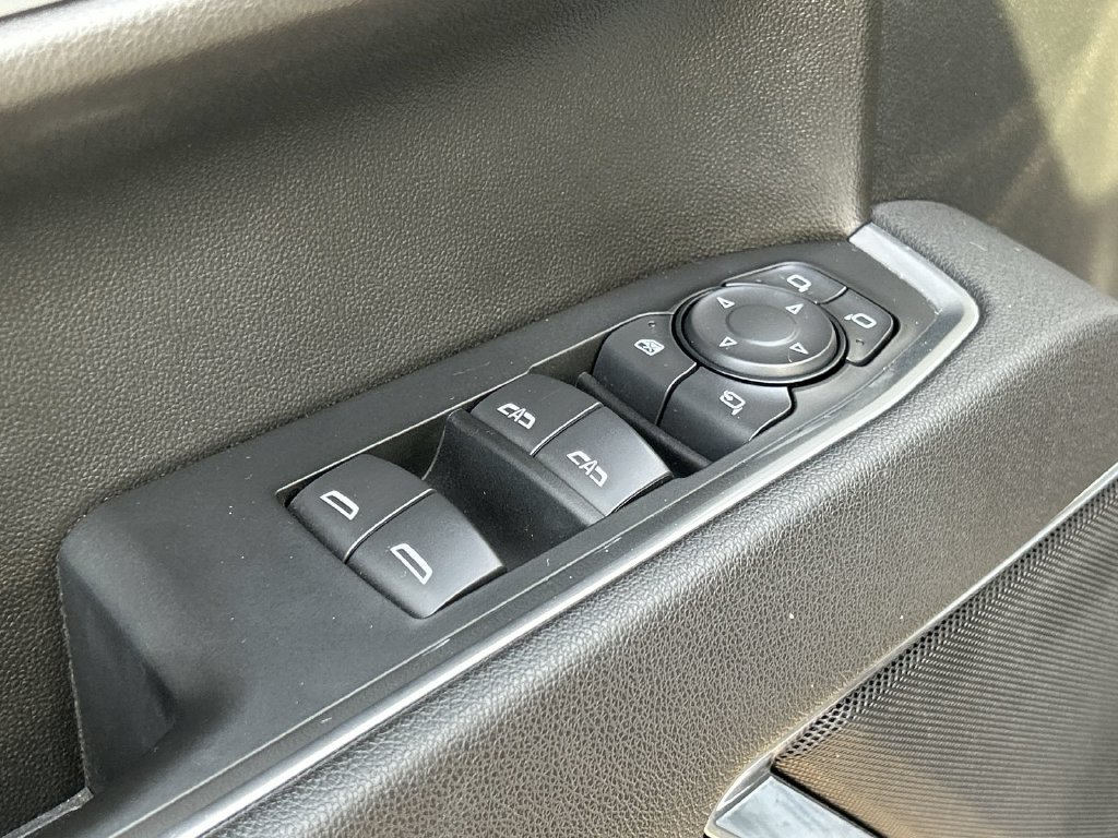 Certified 2026 GMC Sierra 1500 SLT RWD image 21