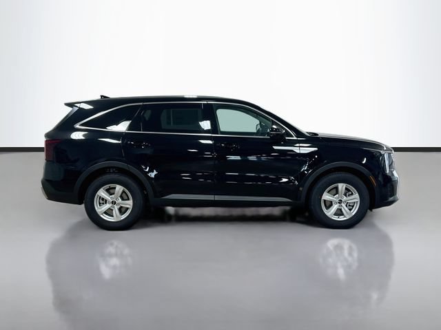 New 2026 Kia Sorento LX FWD image 8