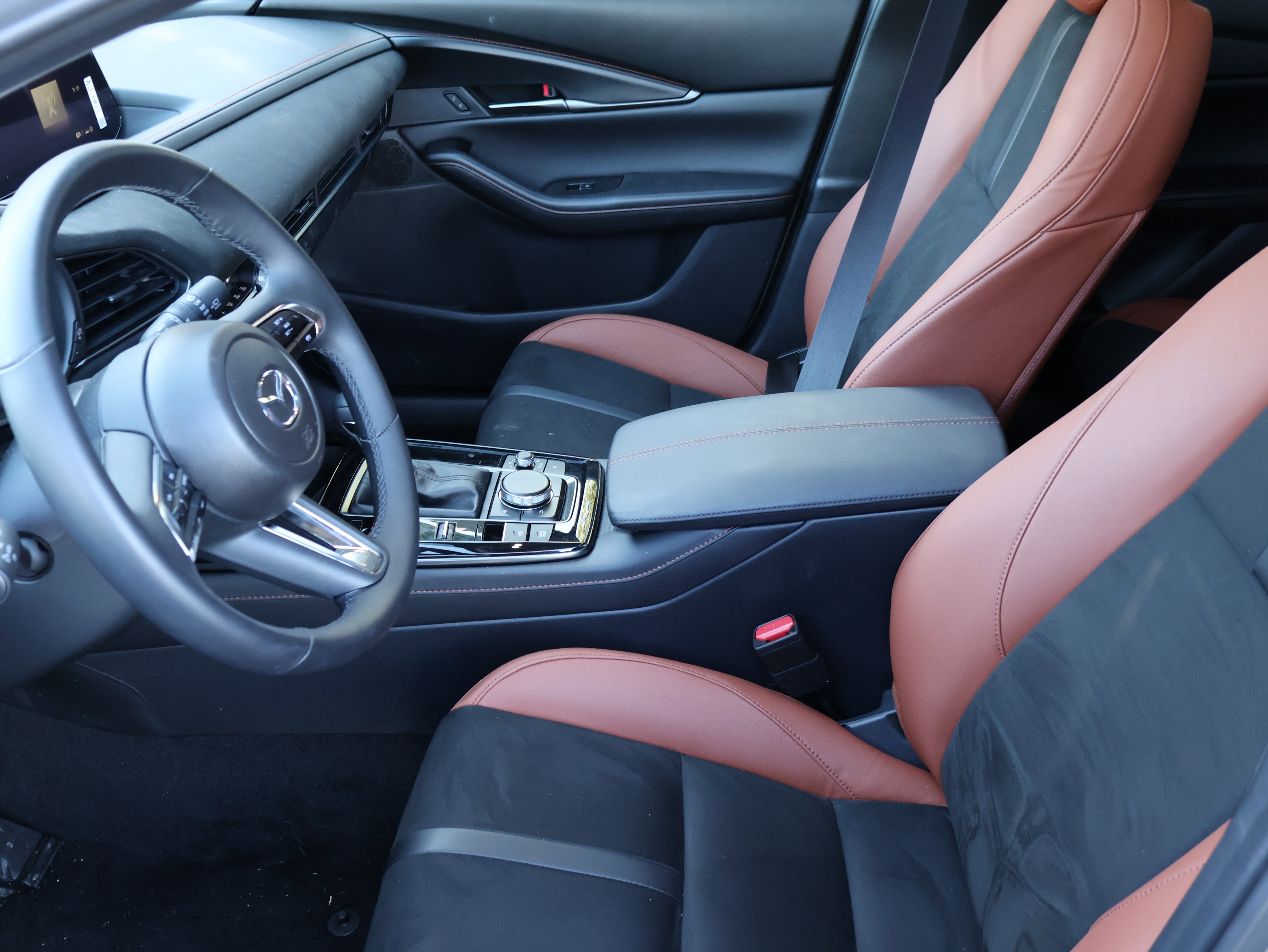 Certified 2025 MAZDA CX-30 Carbon image 42