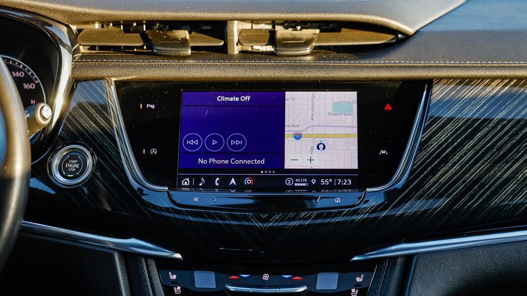 Used 2023 Cadillac XT6 Premium Luxury image 17