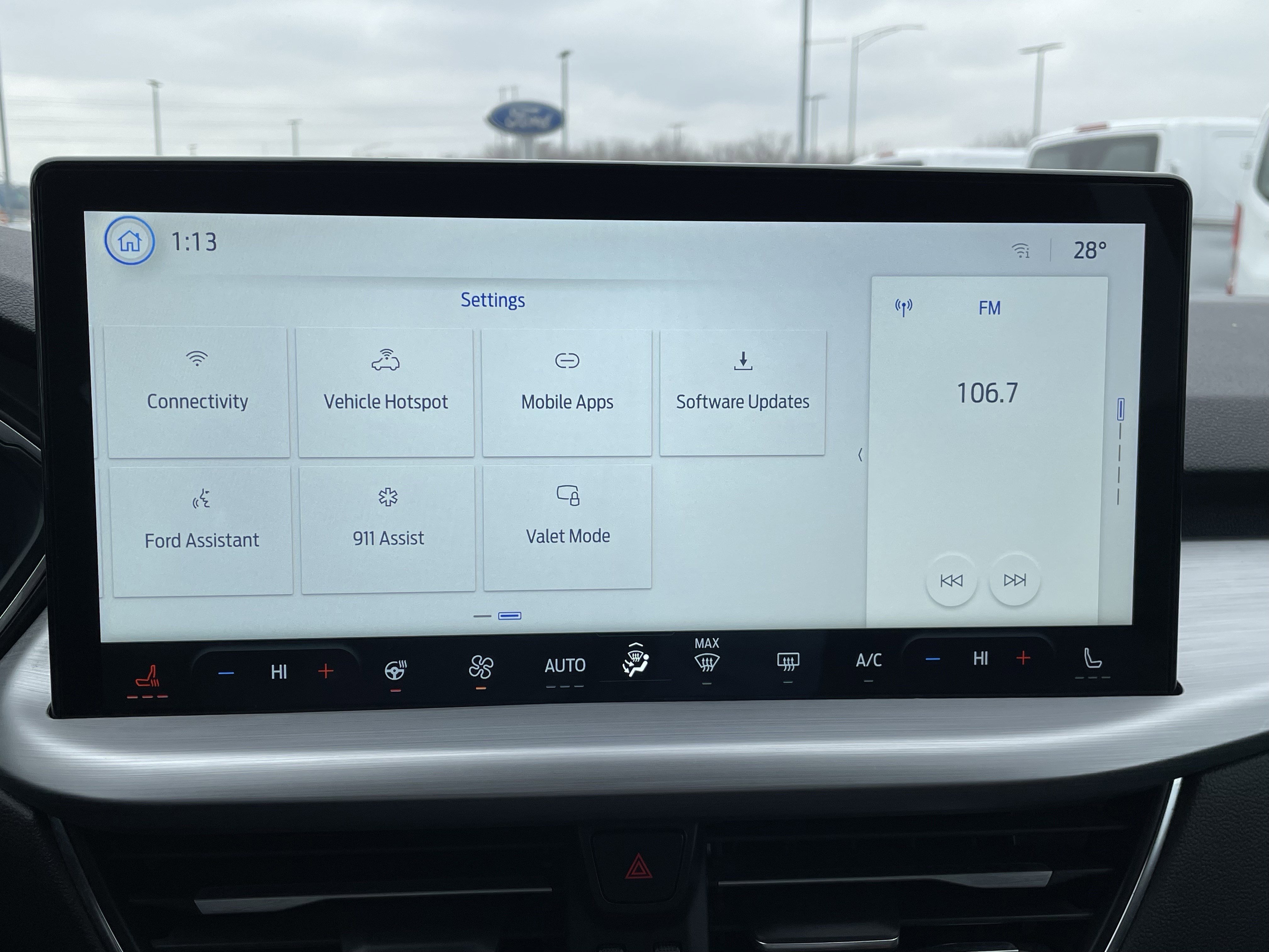 Used 2024 Ford Escape Platinum image 29