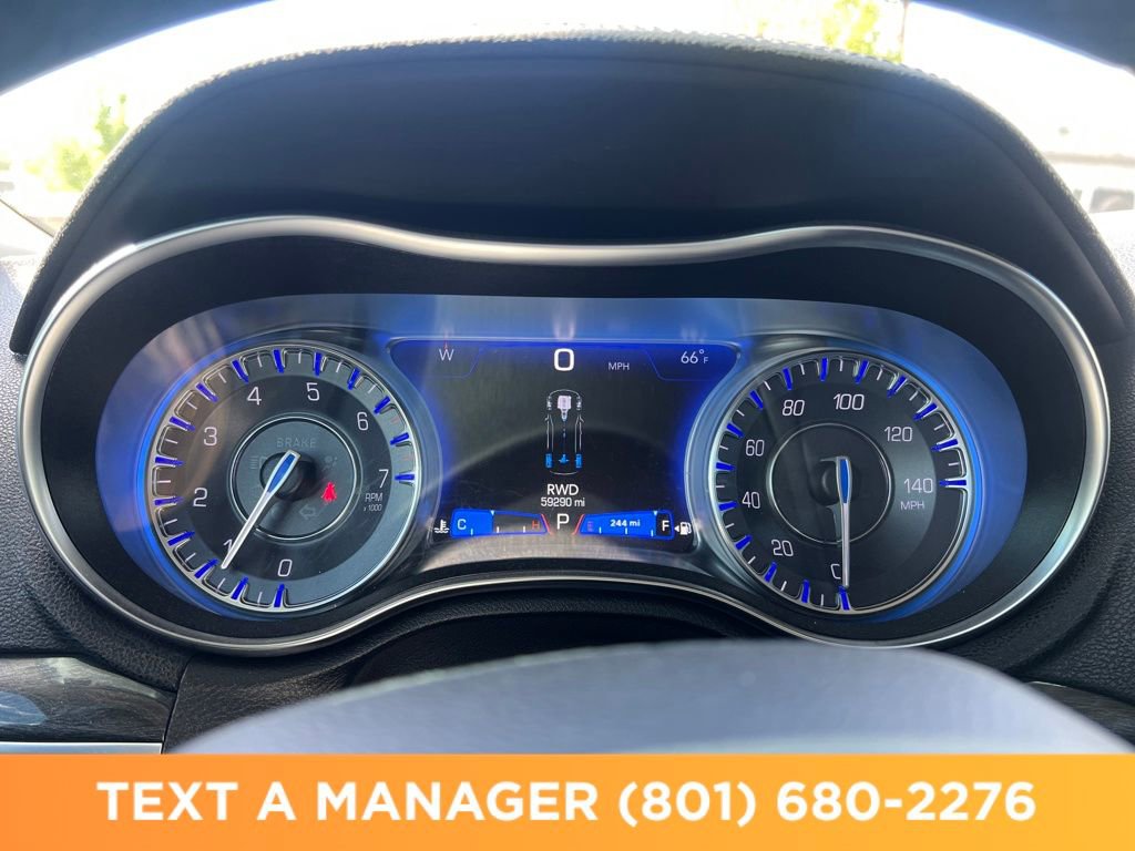 Used 2021 Chrysler 300 Touring L AWD/4WD image 22