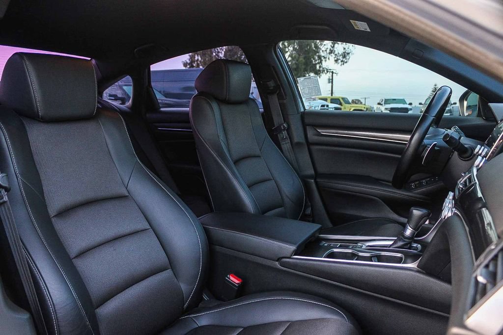 Used 2022 Honda Accord Sport image 17