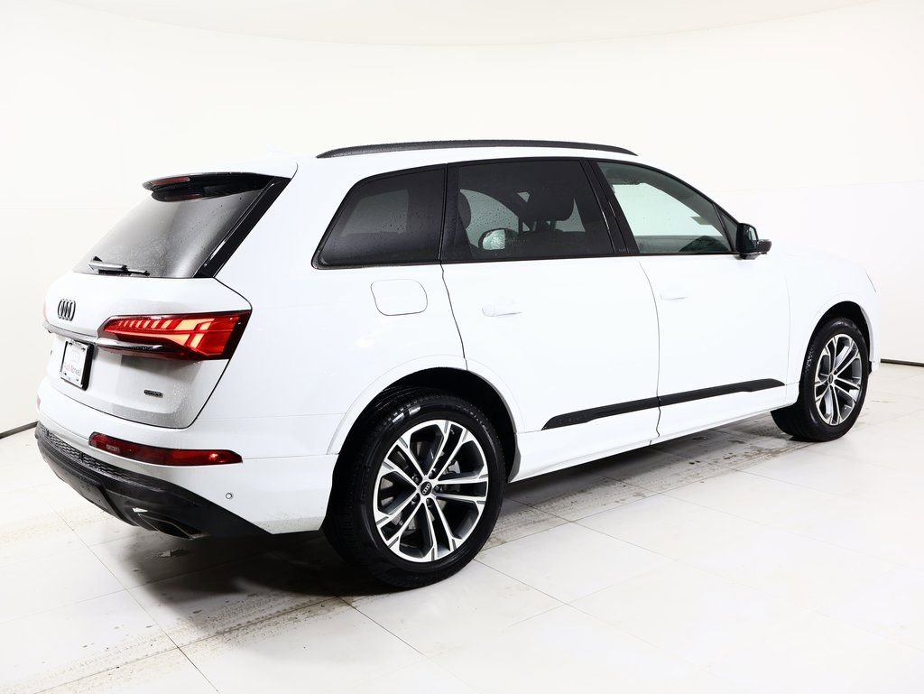 Used 2025 Audi Q7 2.0T Premium w/ Convenience Plus Package image 18