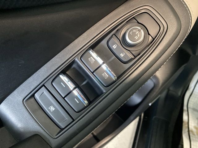 Used 2022 Subaru Forester Limited image 12