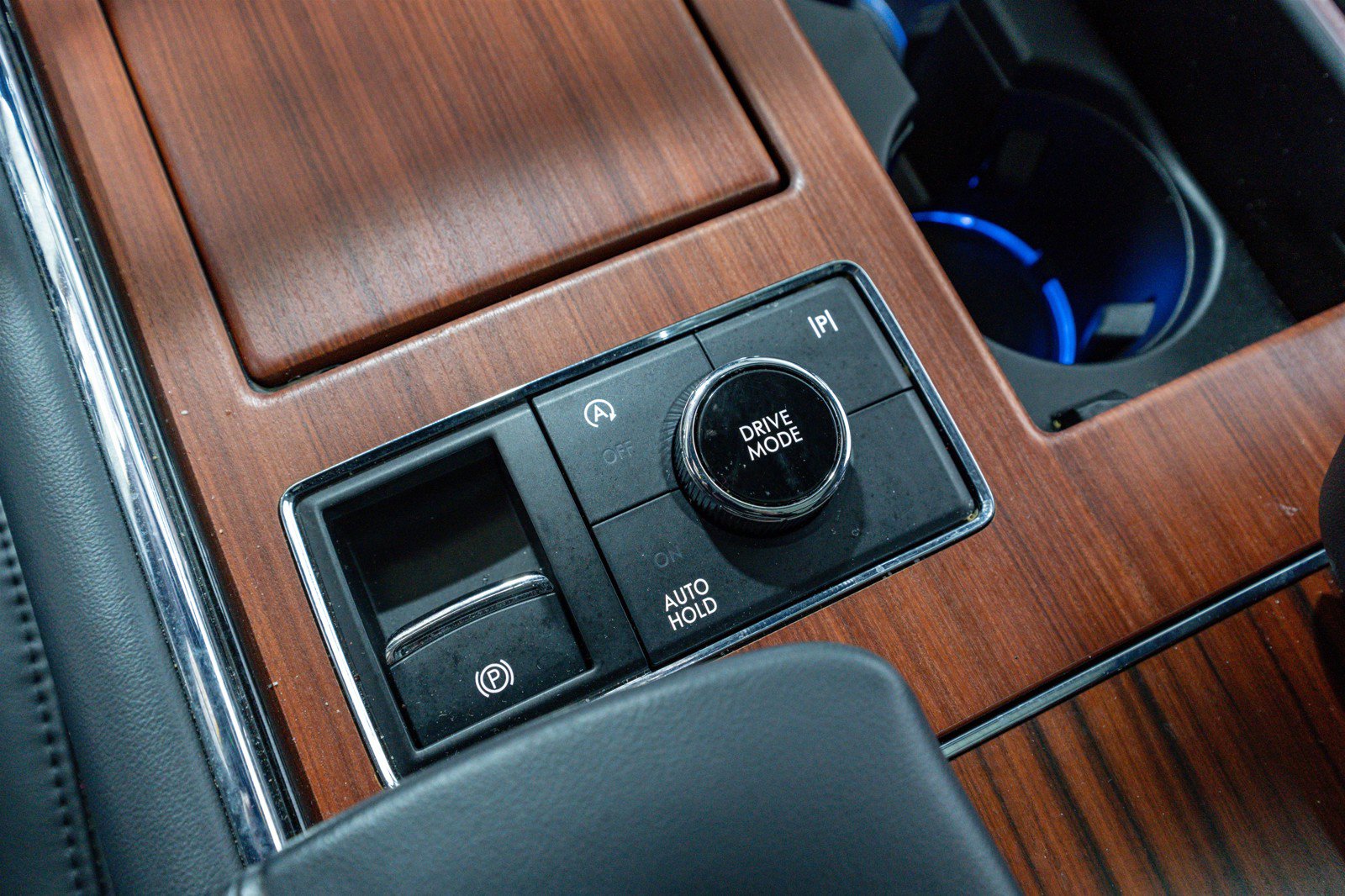 Used 2024 Lincoln Navigator Reserve w/ Equipment Group 201A image 25