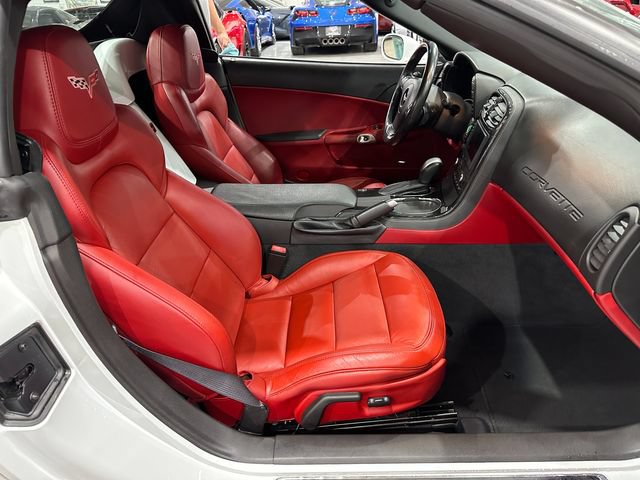 Used 2013 Chevrolet Corvette Convertible w/ 2LT Preferred Equipment Group RWD image 13