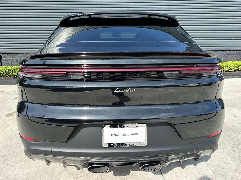 Used 2026 Porsche Cayenne Turbo AWD/4WD image 12