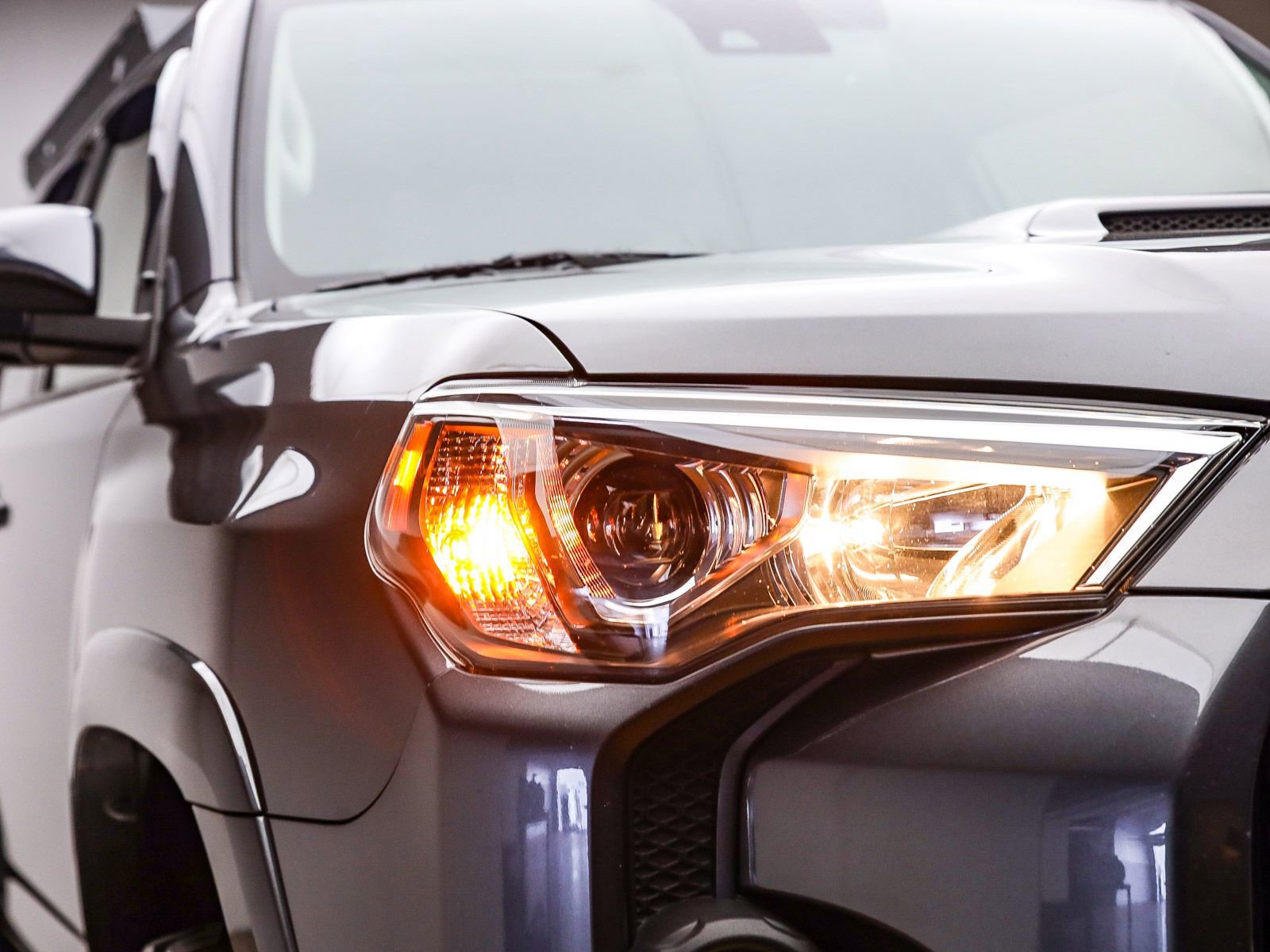 Used 2023 Toyota 4Runner TRD Off-Road Premium w/ Off Road Premium Plus Package image 5