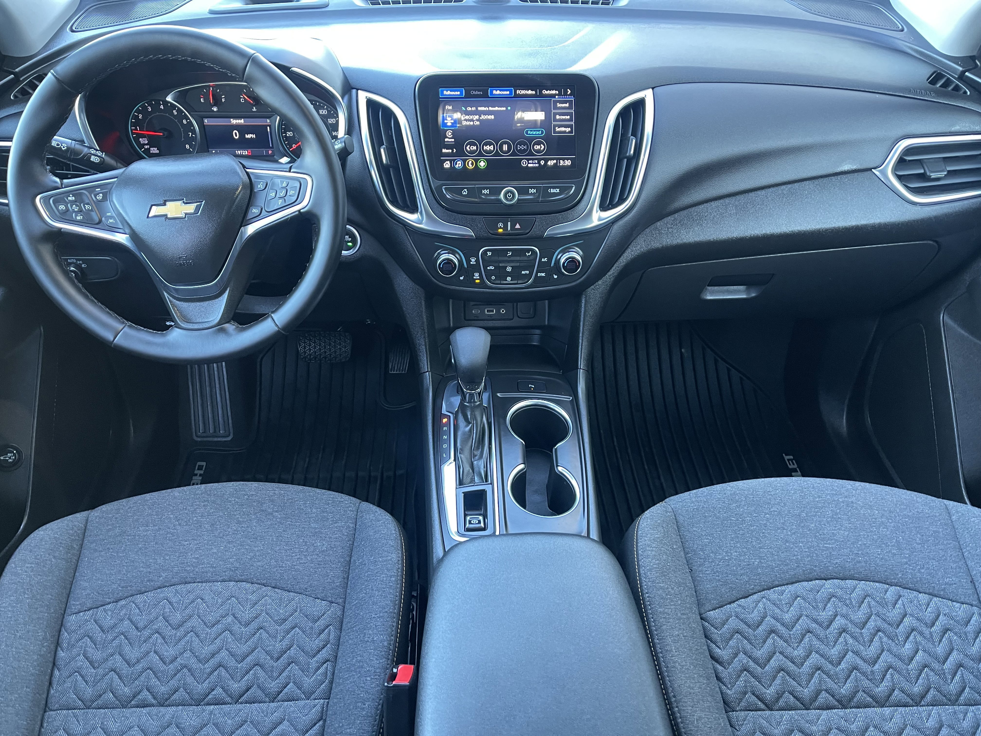 Used 2024 Chevrolet Equinox LT image 19