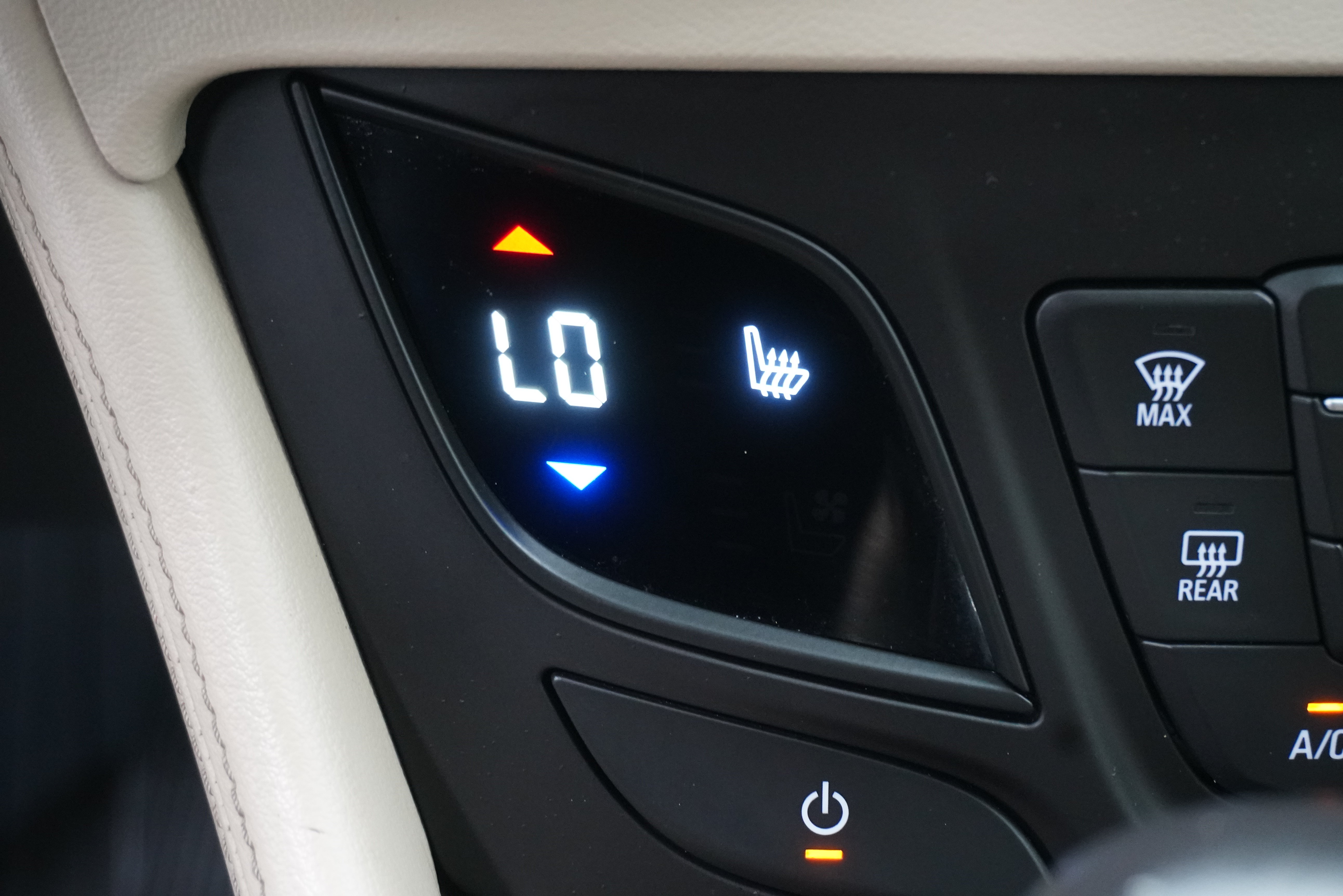Used 2019 Buick Envision Preferred AWD/4WD image 19