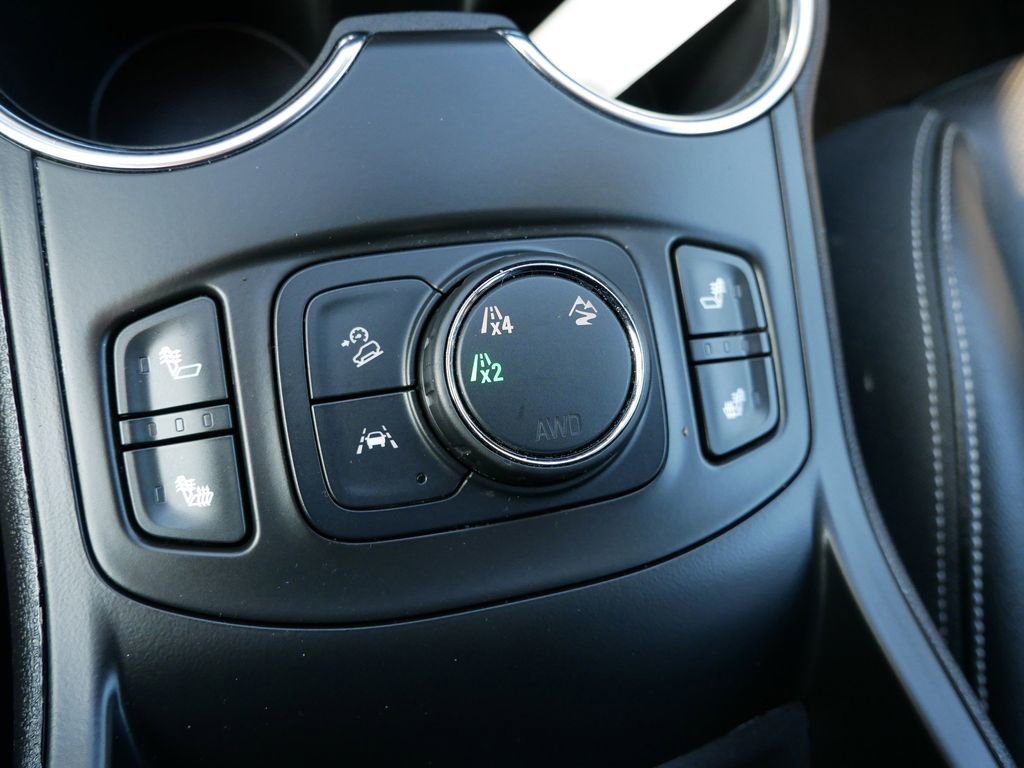 Used 2024 GMC Terrain SLT image 22