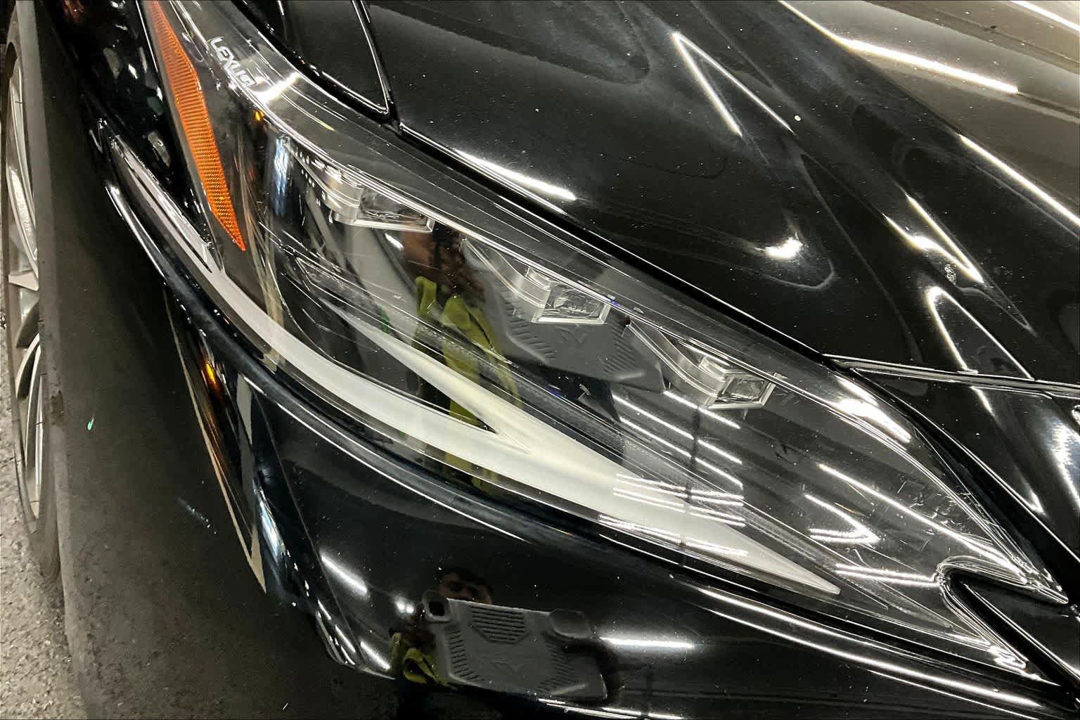 Used 2024 Lexus ES 300h w/ Premium Package FWD image 28