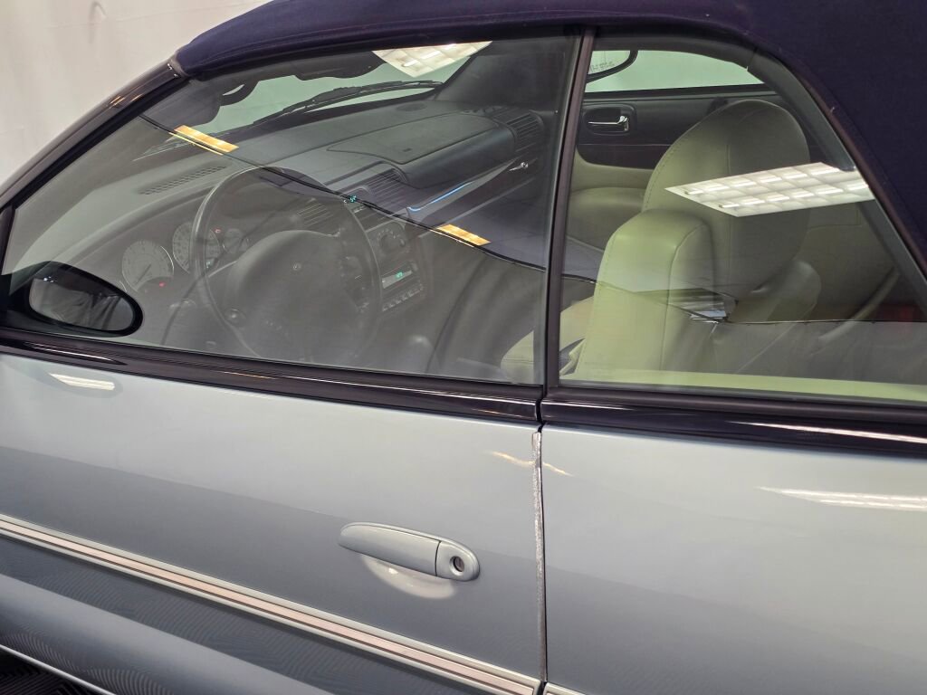 Used 2003 Chrysler Sebring Limited image 62
