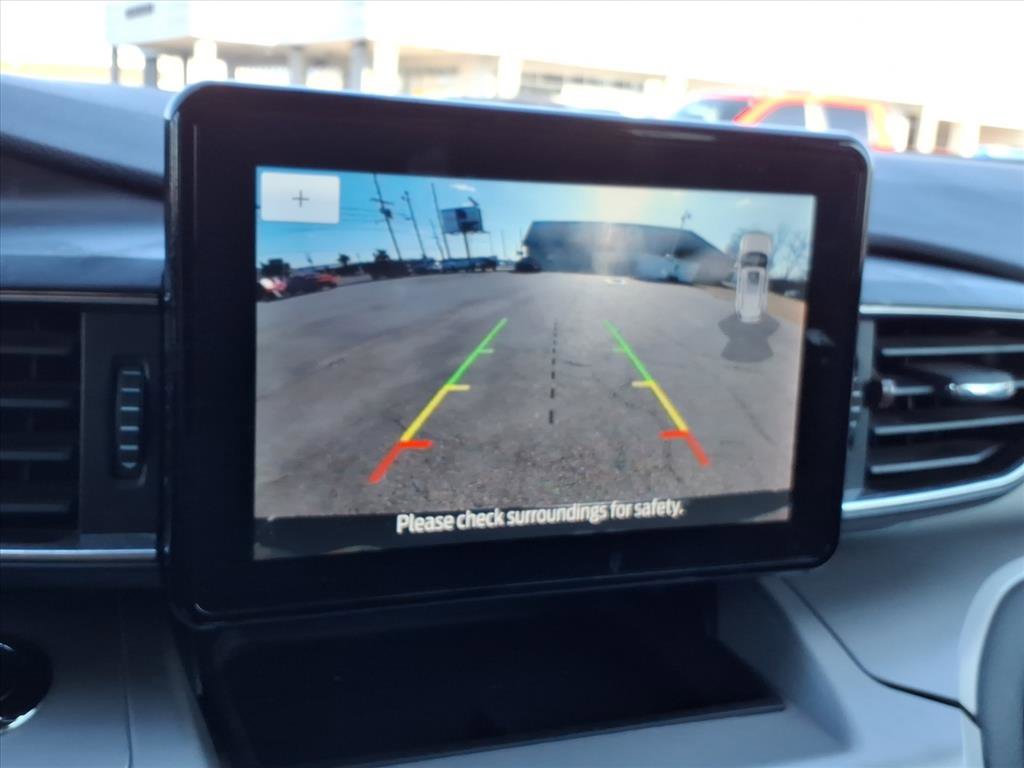 Used 2023 Ford Explorer XLT w/ Equipment Group 202A image 27