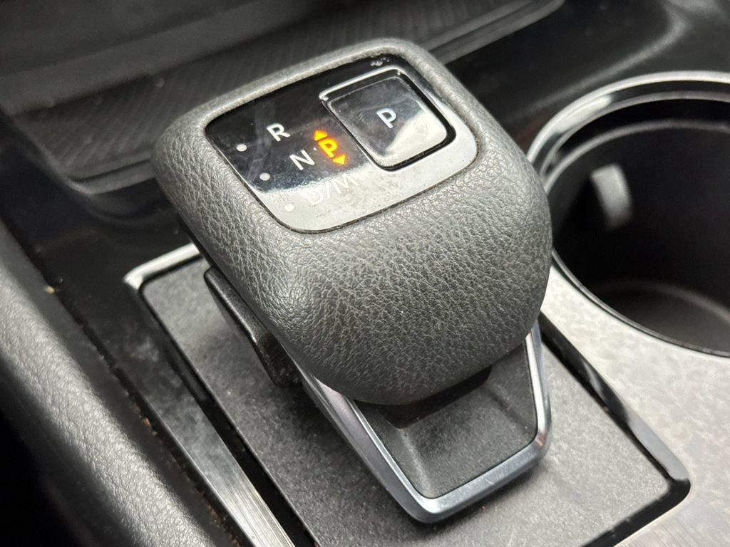 Used 2023 Nissan Rogue SV image 20