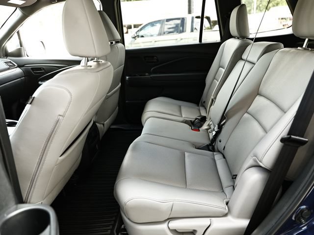 Used 2023 Honda Passport EX-L image 27