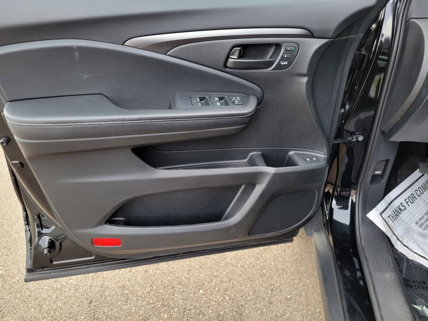 Used 2023 Honda Passport EX-L image 19