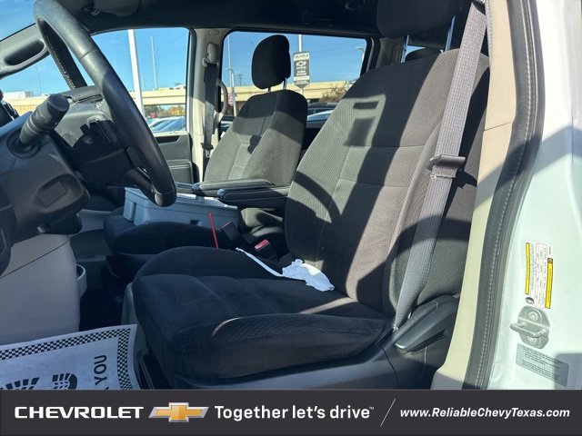 Used 2016 Dodge Grand Caravan SE image 20