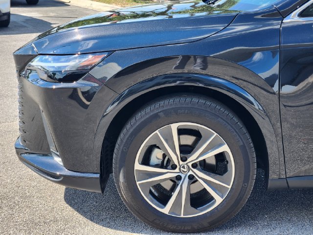 Used 2024 Lexus RX 350 Premium w/ Accessory Package (Z1) FWD image 5
