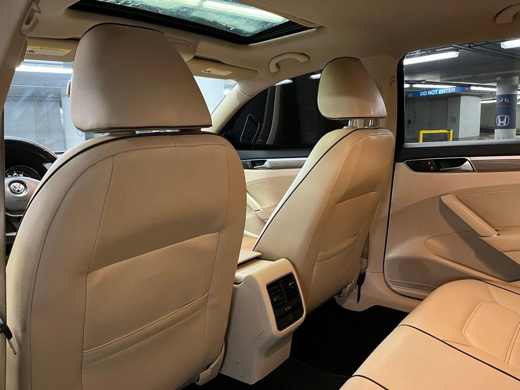 Used 2016 Volkswagen Passat 1.8T SE image 19