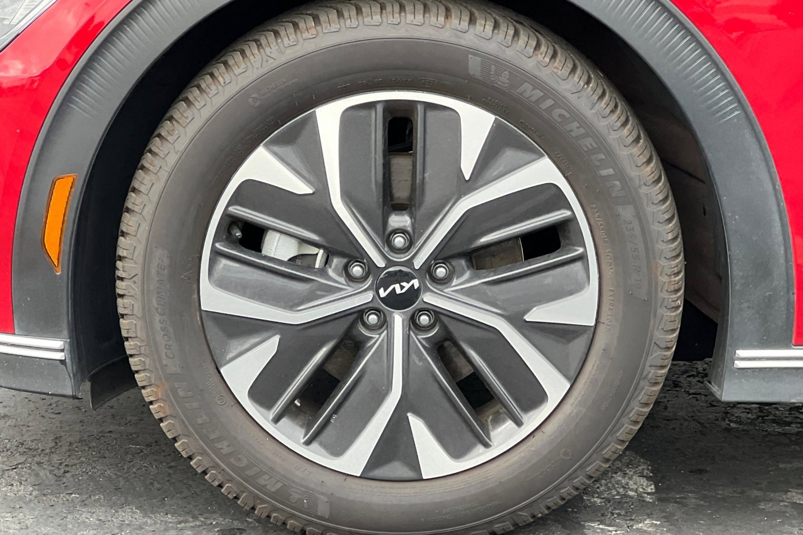 Certified 2024 Kia EV6 Light image 44