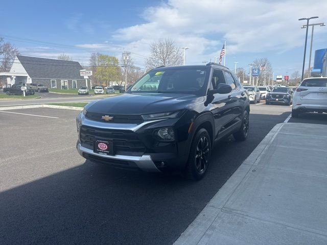Used 2021 Chevrolet TrailBlazer LT w/ Convenience Package AWD/4WD image 7