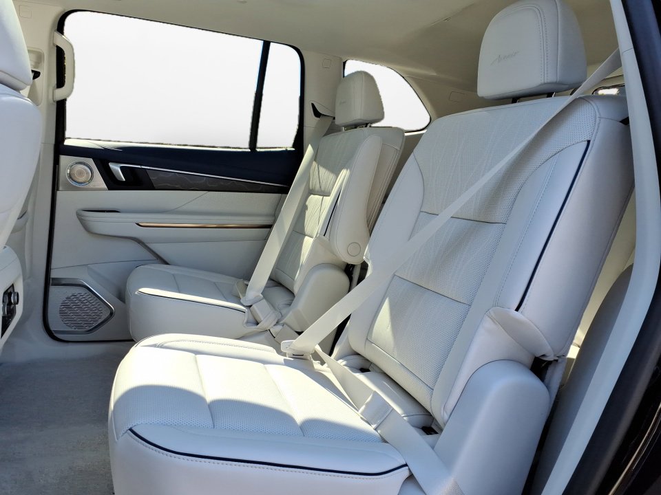New 2026 Buick Enclave Avenir w/ Super Cruise Package image 12